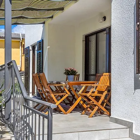 Viviana Apartman *